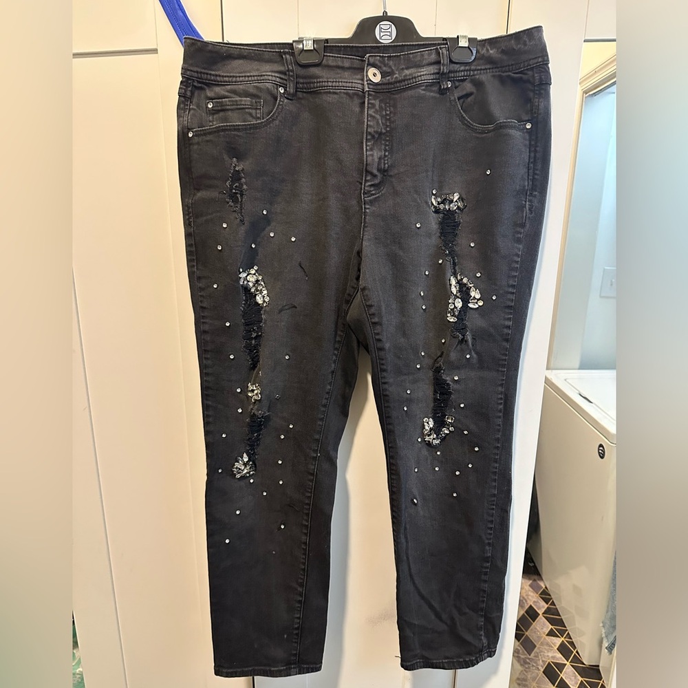 INC International Concepts Black Embellished TUMMY CONTROL BOYFRIEND Jeans